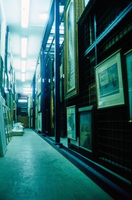 Exhibition: Interior and Exterior photographs of SLG, 2003, slide 56