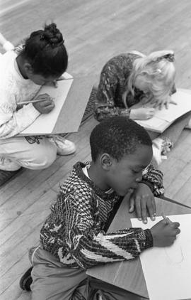 Southwark Open Exhibition (children&#039;s workshop), 1990, photo 9 (Phil Polglaze)