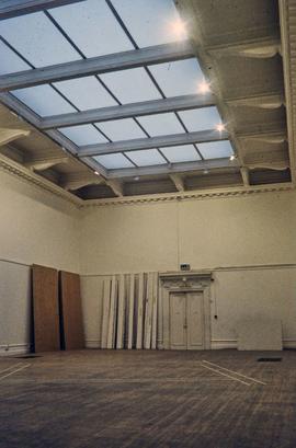 Exhibition: Interior and Exterior photographs of SLG, 2003, slide 62